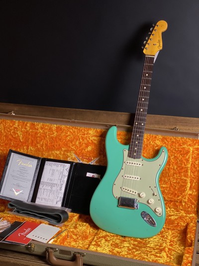 Fender Custom Shop 62-63 Stratocaster Journeyman Relic Sea Foam Green